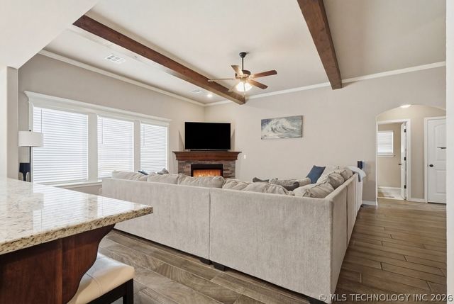 12117 E 69th Street N, Owasso, OK 74055