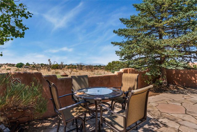 88 Monte Alto Road, Santa Fe, NM 87508
