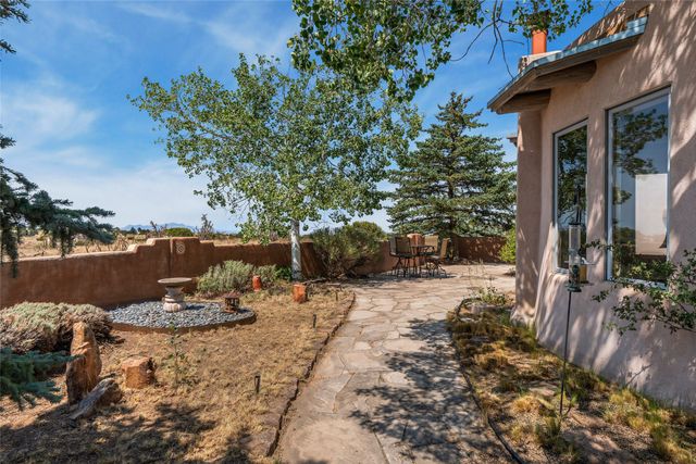 88 Monte Alto Road, Santa Fe, NM 87508