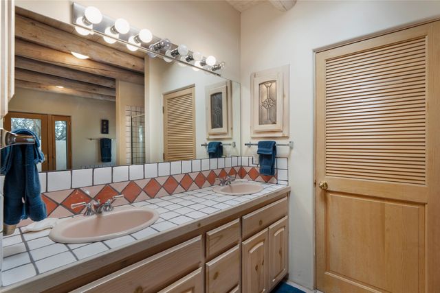 88 Monte Alto Road, Santa Fe, NM 87508