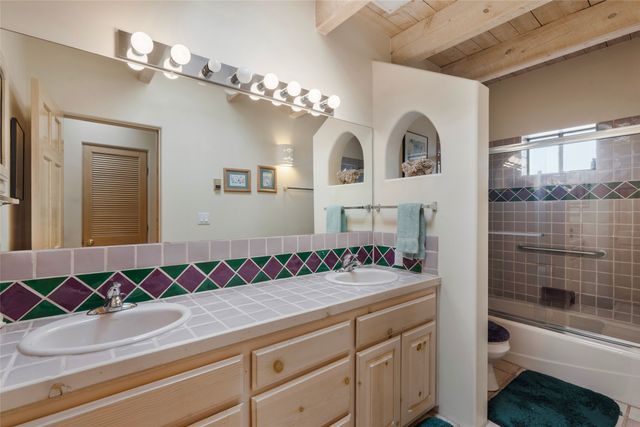 88 Monte Alto Road, Santa Fe, NM 87508