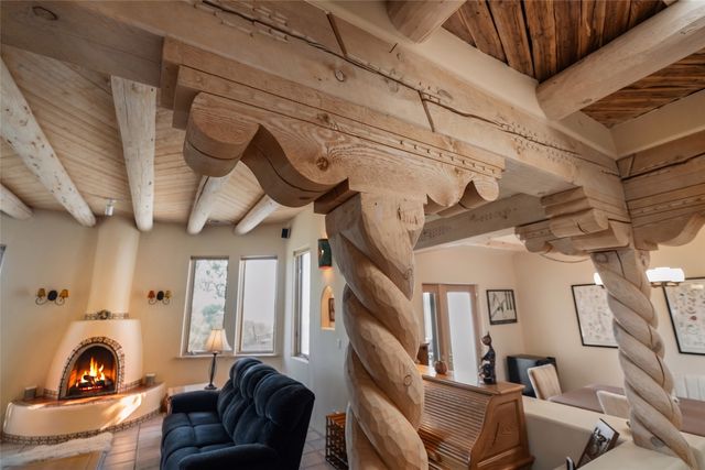 88 Monte Alto Road, Santa Fe, NM 87508