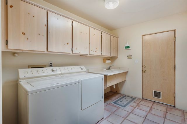 88 Monte Alto Road, Santa Fe, NM 87508