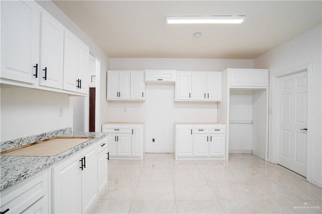 308 Katrina Drive, La Joya, TX 78560