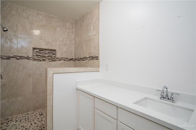 308 Katrina Drive, La Joya, TX 78560