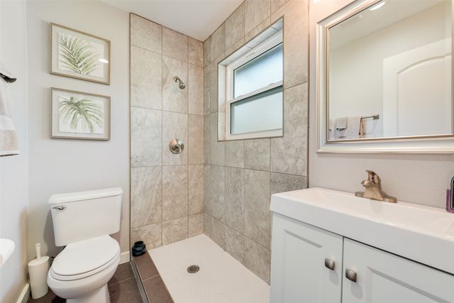 756 Briarwood Lane, Hurst, TX 76053