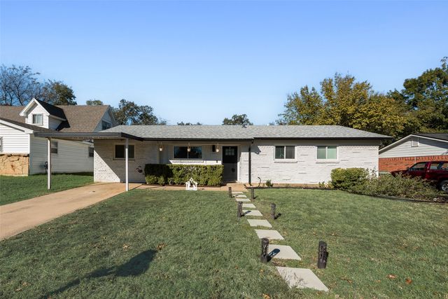 756 Briarwood Lane, Hurst, TX 76053