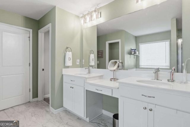 327 Winston Circle, Canton, GA 30114