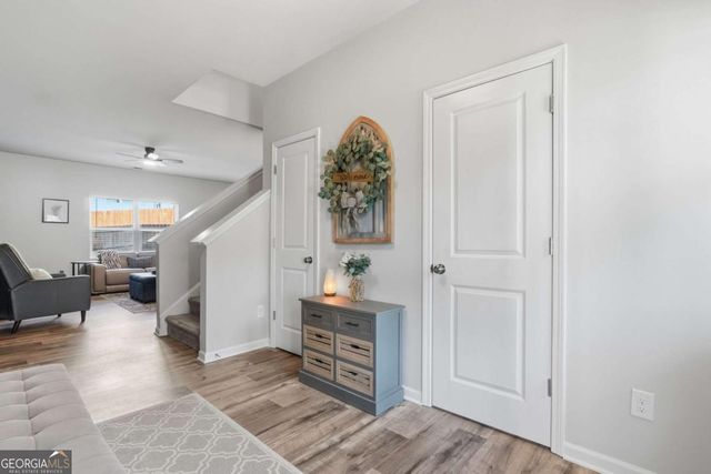 327 Winston Circle, Canton, GA 30114