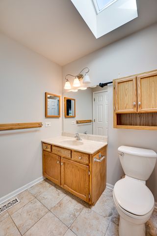 965 Chelsea Lane, Aurora, IL 60504