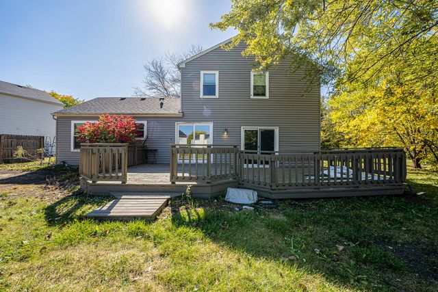 965 Chelsea Lane, Aurora, IL 60504