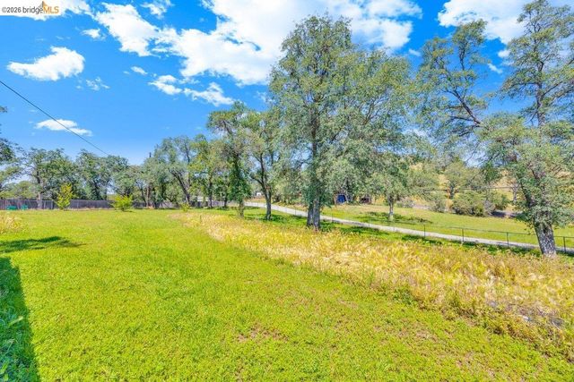 14145 Park Ave, Jamestown, CA 95327