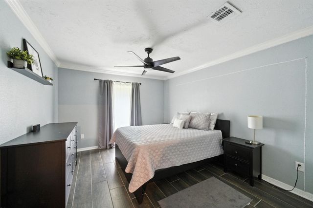 10322 Sageplum Drive, Houston, TX 77089