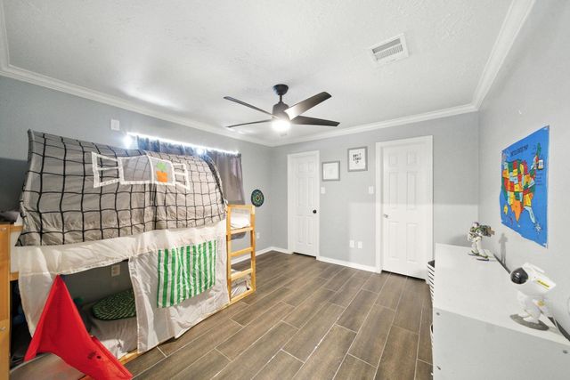 10322 Sageplum Drive, Houston, TX 77089
