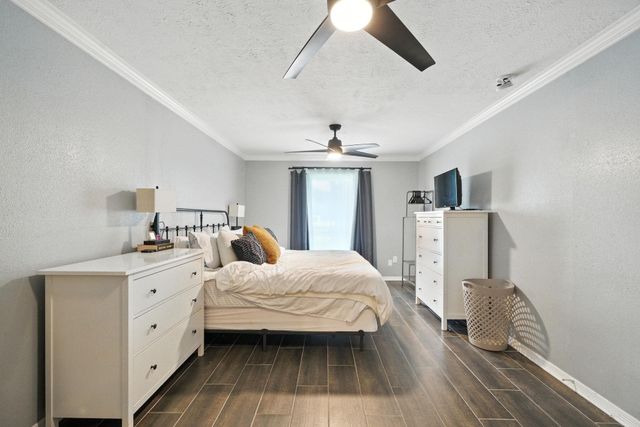 10322 Sageplum Drive, Houston, TX 77089