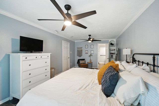 10322 Sageplum Drive, Houston, TX 77089