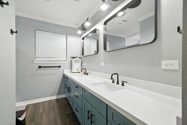 10322 Sageplum Drive, Houston, TX 77089