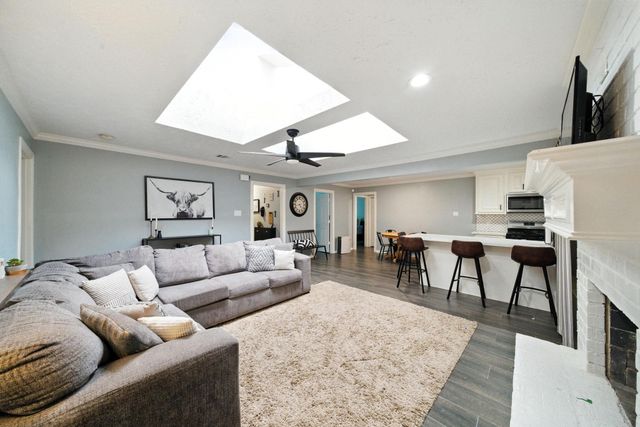 10322 Sageplum Drive, Houston, TX 77089