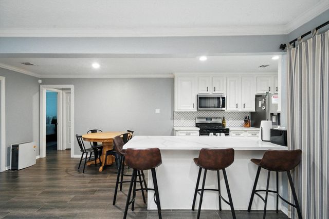 10322 Sageplum Drive, Houston, TX 77089