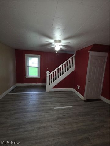 719 Ticknor Avenue, Newton Falls, OH 44444