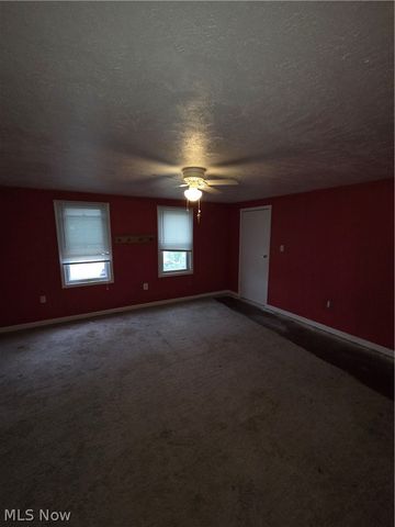 719 Ticknor Avenue, Newton Falls, OH 44444