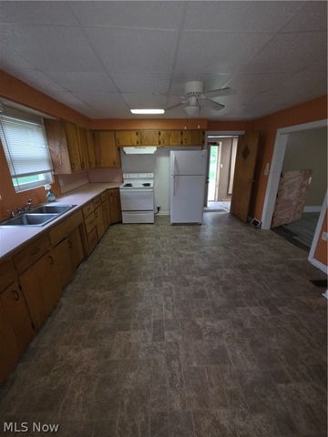 719 Ticknor Avenue, Newton Falls, OH 44444