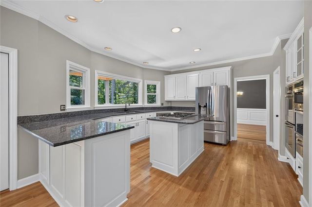 4490 Barony Drive, Suwanee, GA 30024