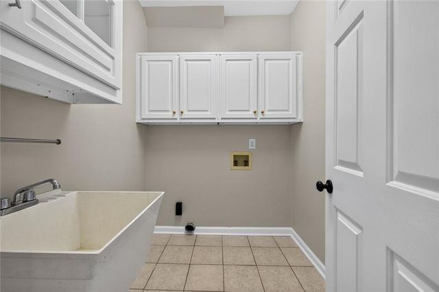 4490 Barony Drive, Suwanee, GA 30024