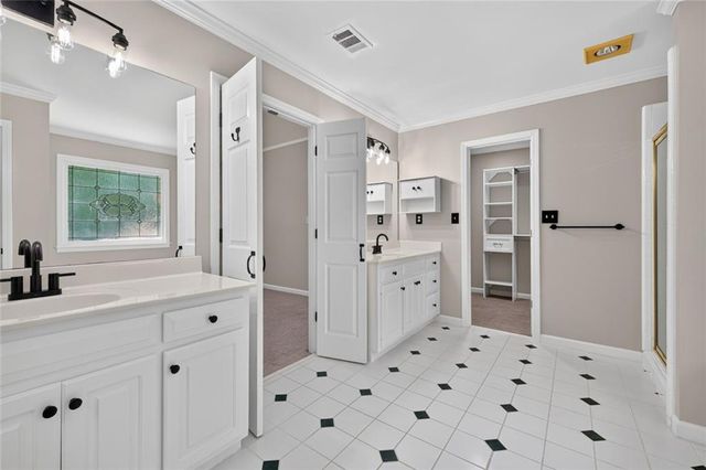 4490 Barony Drive, Suwanee, GA 30024