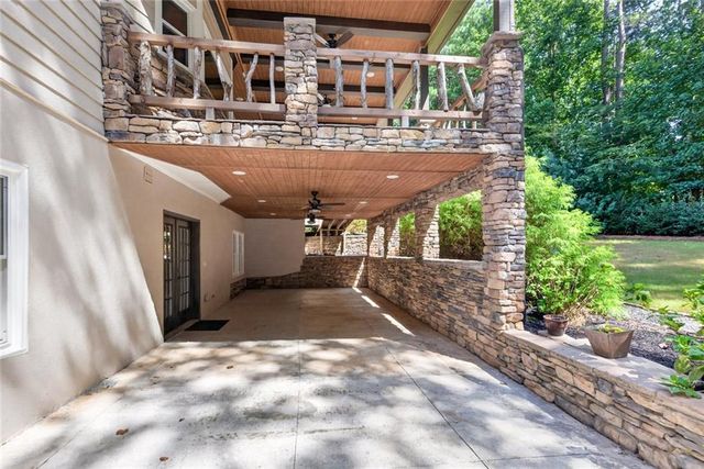 4490 Barony Drive, Suwanee, GA 30024