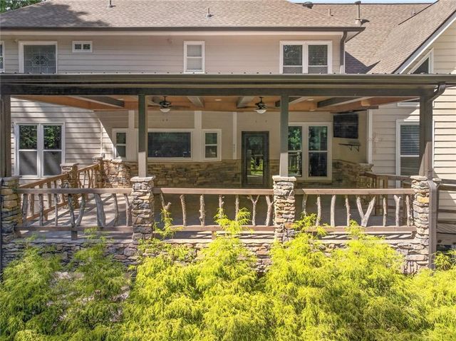 4490 Barony Drive, Suwanee, GA 30024