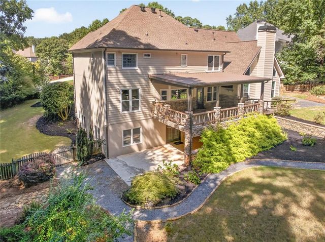 4490 Barony Drive, Suwanee, GA 30024