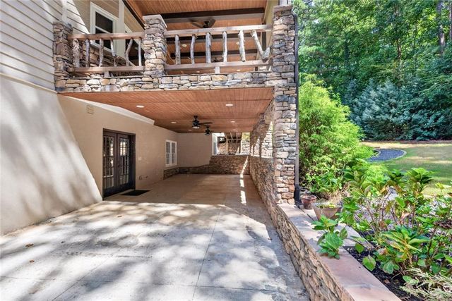 4490 Barony Drive, Suwanee, GA 30024