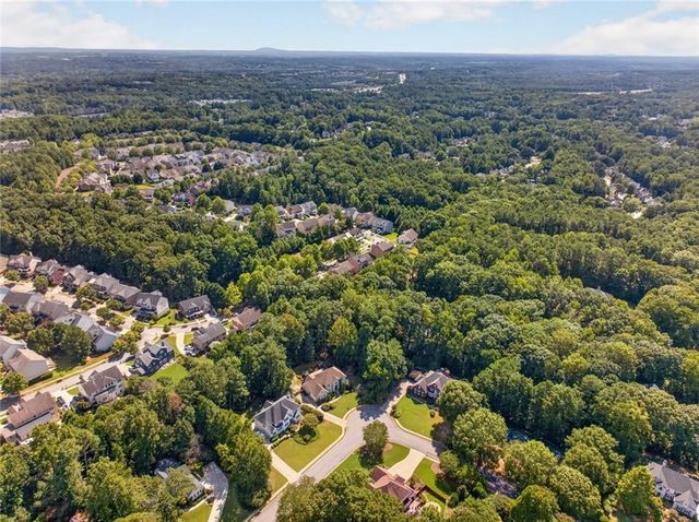 4490 Barony Drive, Suwanee, GA 30024