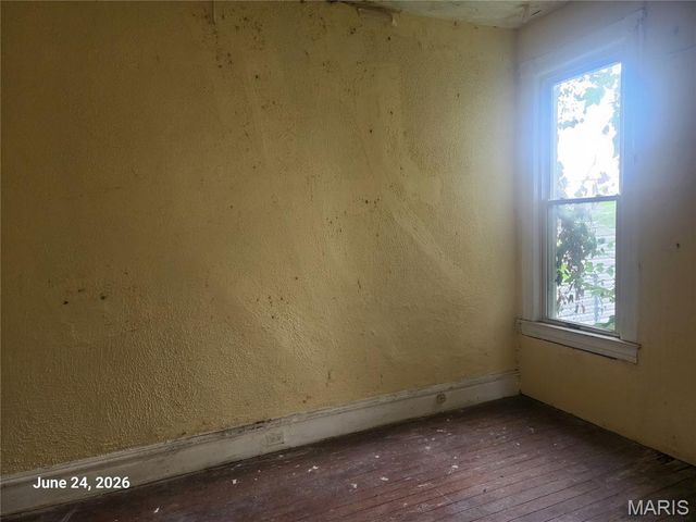6434 Virginia Avenue, St Louis, MO 63111