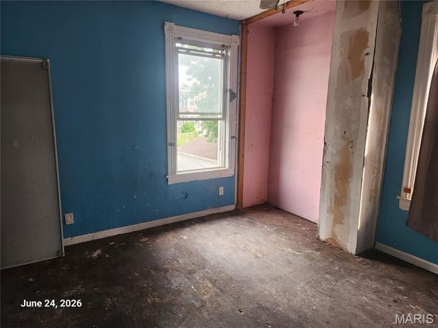 6434 Virginia Avenue, St Louis, MO 63111