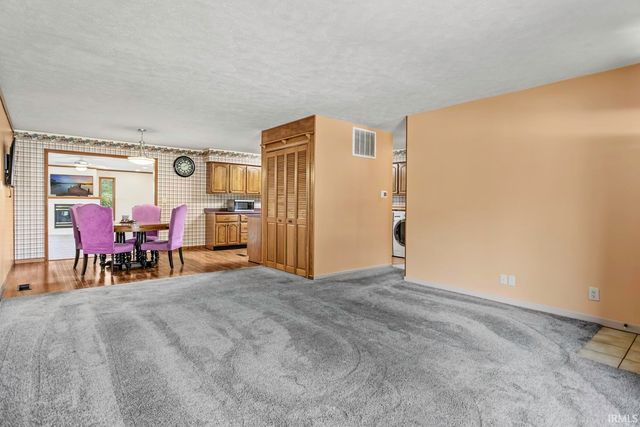 1208 Rochelle Drive, Lafayette, IN 47909