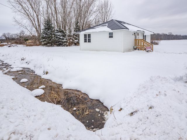 163 118th Avenue, Shelbyville, MI 49344