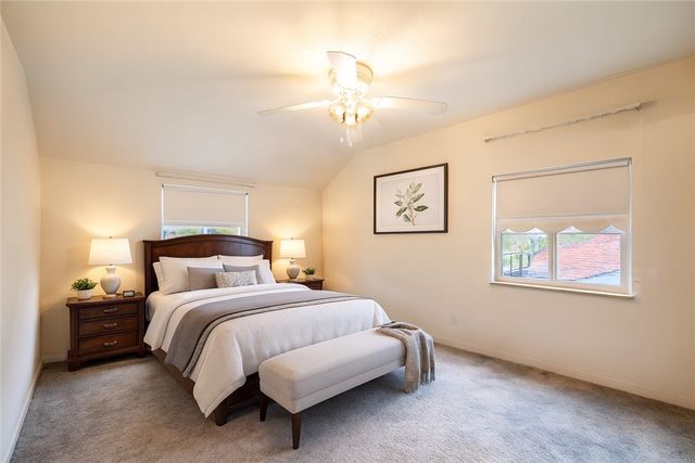 6515 Ventura Dr, South Park, PA 15236