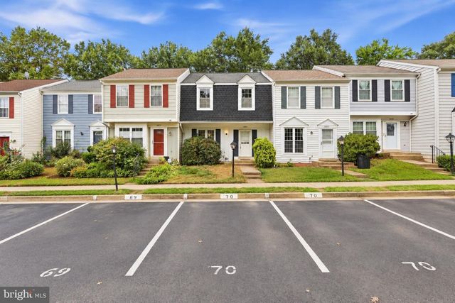 14834 LYNHODGE CT, Centreville, VA 20120
