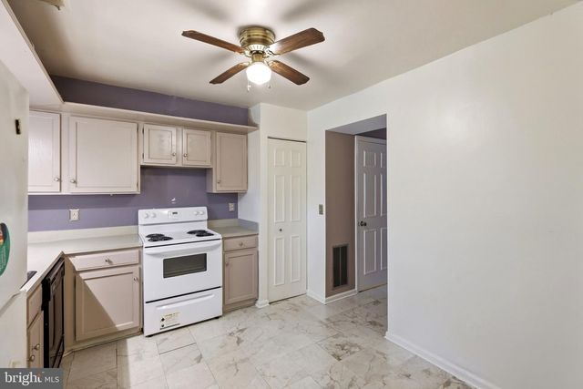 14834 LYNHODGE CT, Centreville, VA 20120