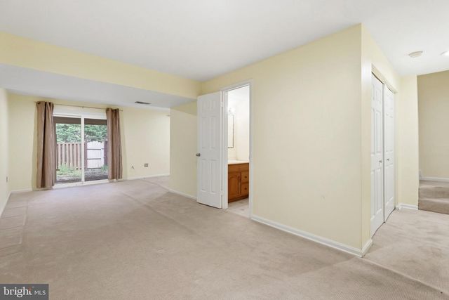 14834 LYNHODGE CT, Centreville, VA 20120