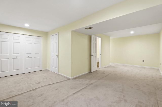 14834 LYNHODGE CT, Centreville, VA 20120