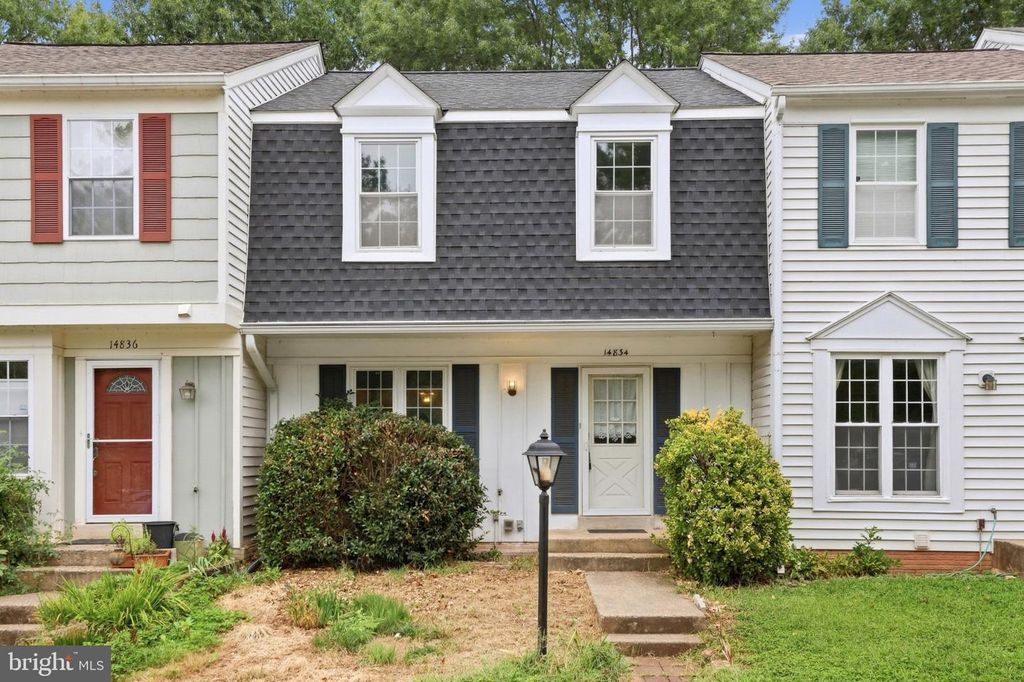 14834 LYNHODGE CT, Centreville, VA 20120