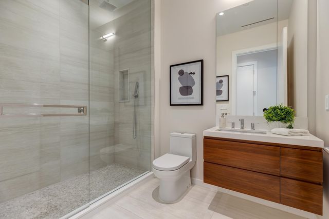 200 SE Mizner Boulevard 106, Boca Raton, FL 33432
