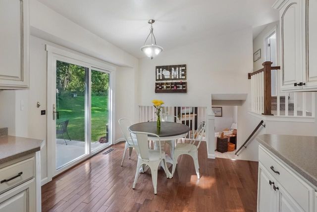 11203 W Drake LANE, Franklin, WI 53132