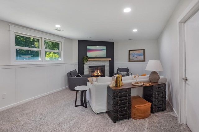 11203 W Drake LANE, Franklin, WI 53132