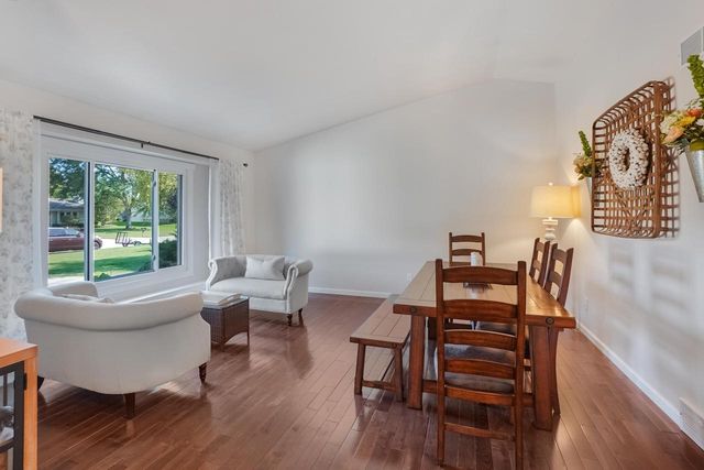 11203 W Drake LANE, Franklin, WI 53132