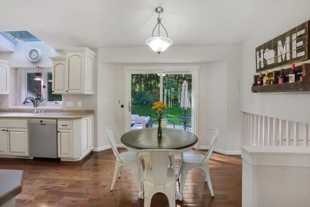 11203 W Drake LANE, Franklin, WI 53132