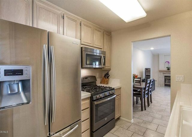 2418 Manet Lane, Simi Valley, CA 93063